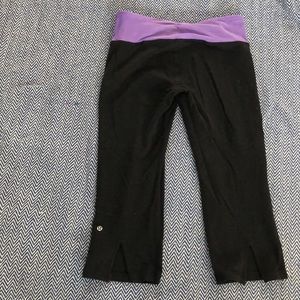 Black and purple LULULEMON crops Sz 8